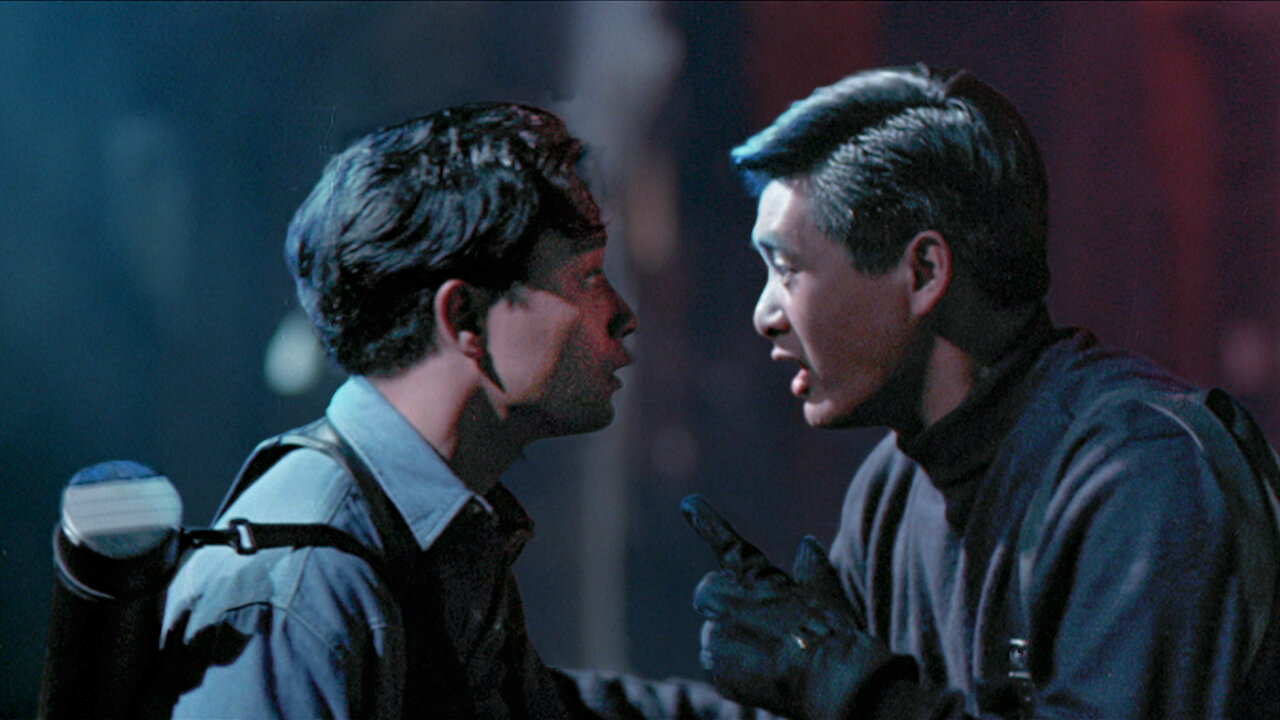 Chow Yun-Fat and Leslie Cheung mid-heist in Once a Thief